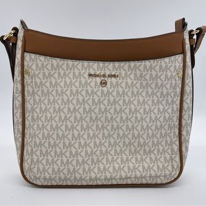 Jet Set Charm Signature Logo Large Crossbody Bag
